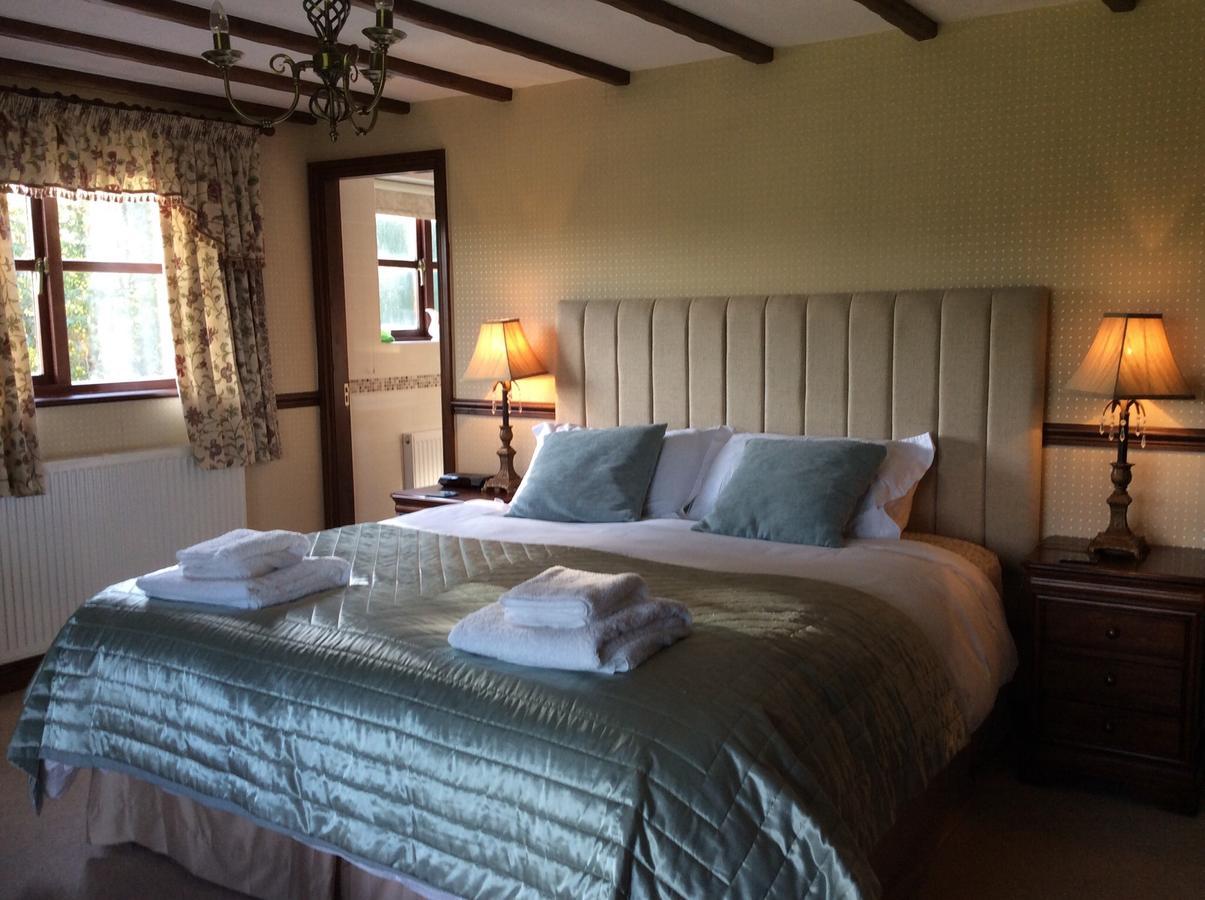 バラ Cysgod Y Garn Bed & Breakfast エクステリア 写真